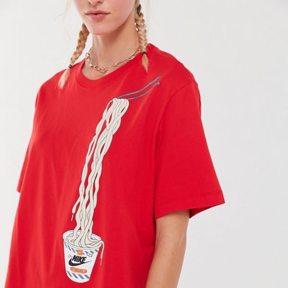 Nike Graphic T-Shirt